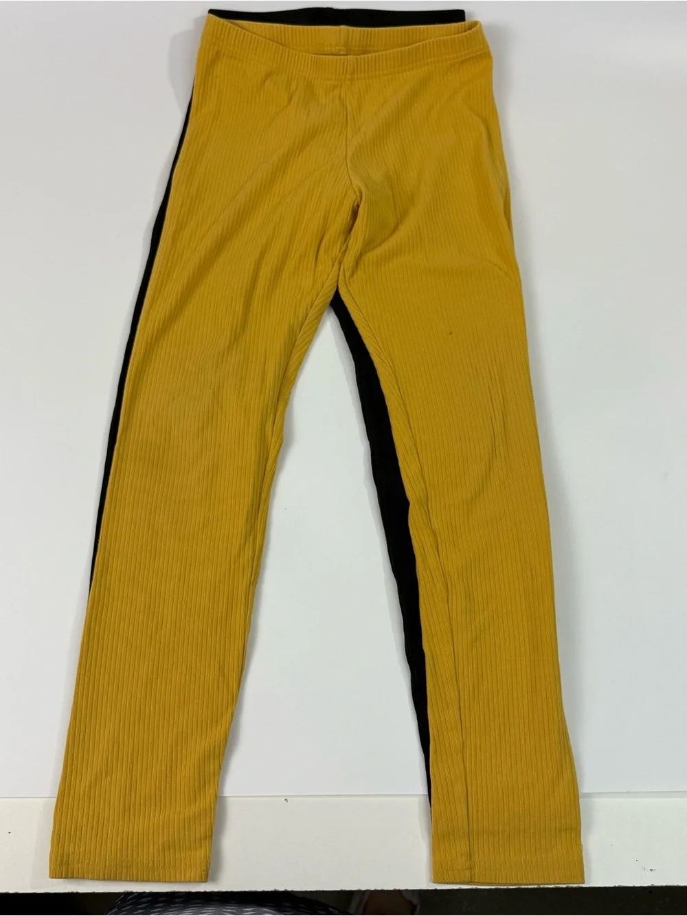 Old Navy ribbed leggings size L plus- great for wearing underneath dresses!